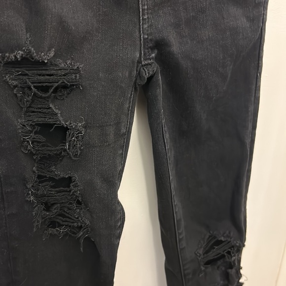 American Eagle Women’s Jeans Black/Distressed Size 00 Short - Picture 4 of 8